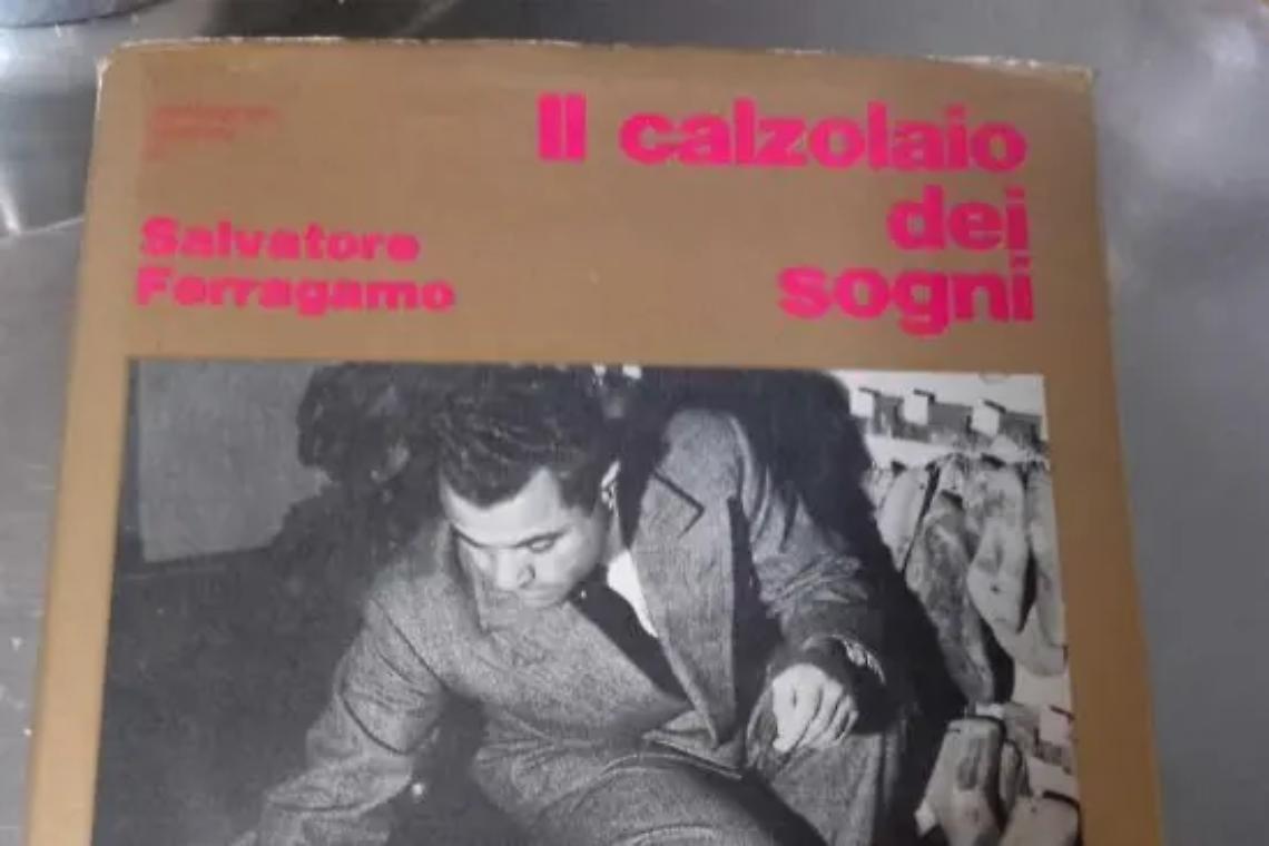 La libreria &ldquo;Vecchi ricordi&rdquo; dona a Ferragamo &ldquo;Il calzolaio dei sogni&rdquo;