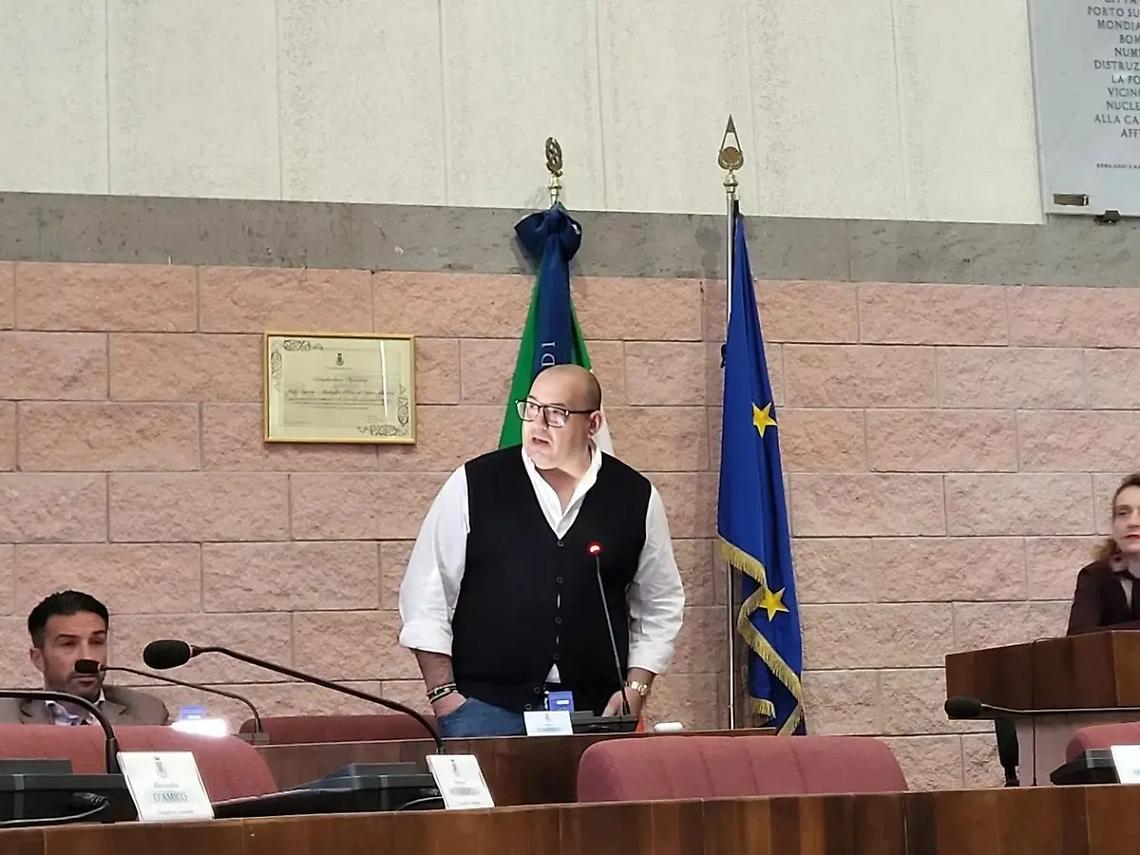 Stefano D&rsquo;Angelo si dimette: dentro Marco Coppari