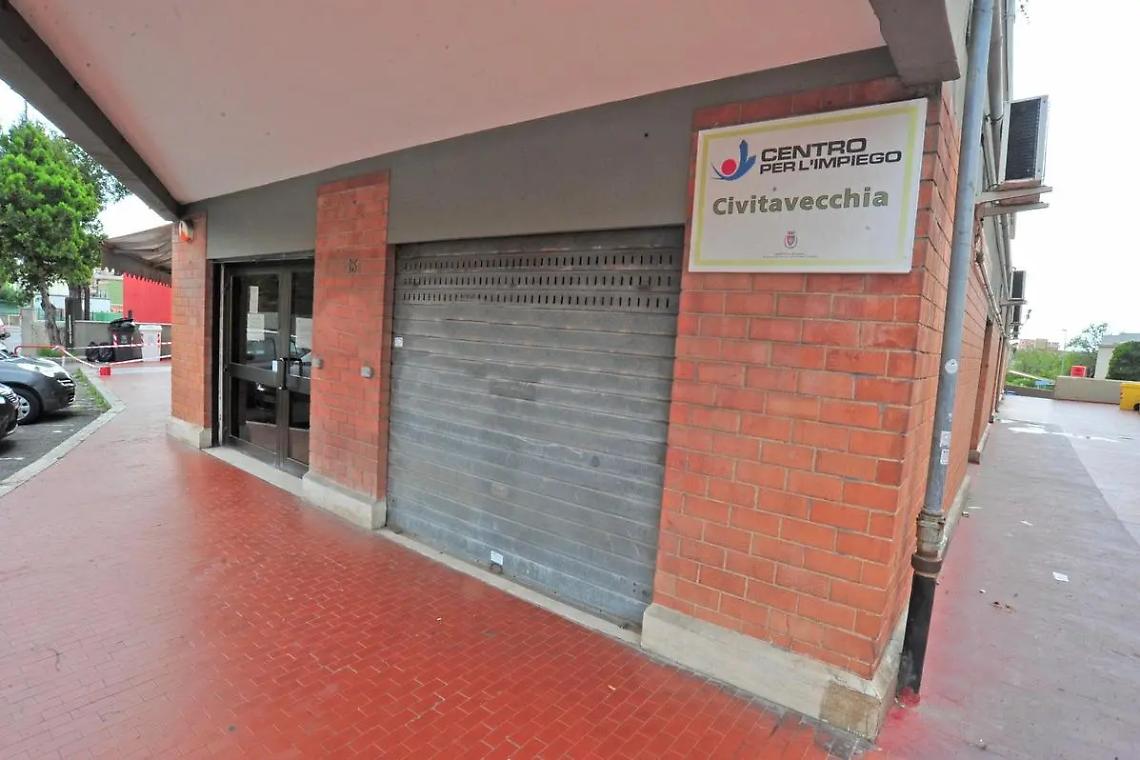 Centro per l&rsquo;impiego ancora chiuso a Civitavecchia: interrogazione urgente