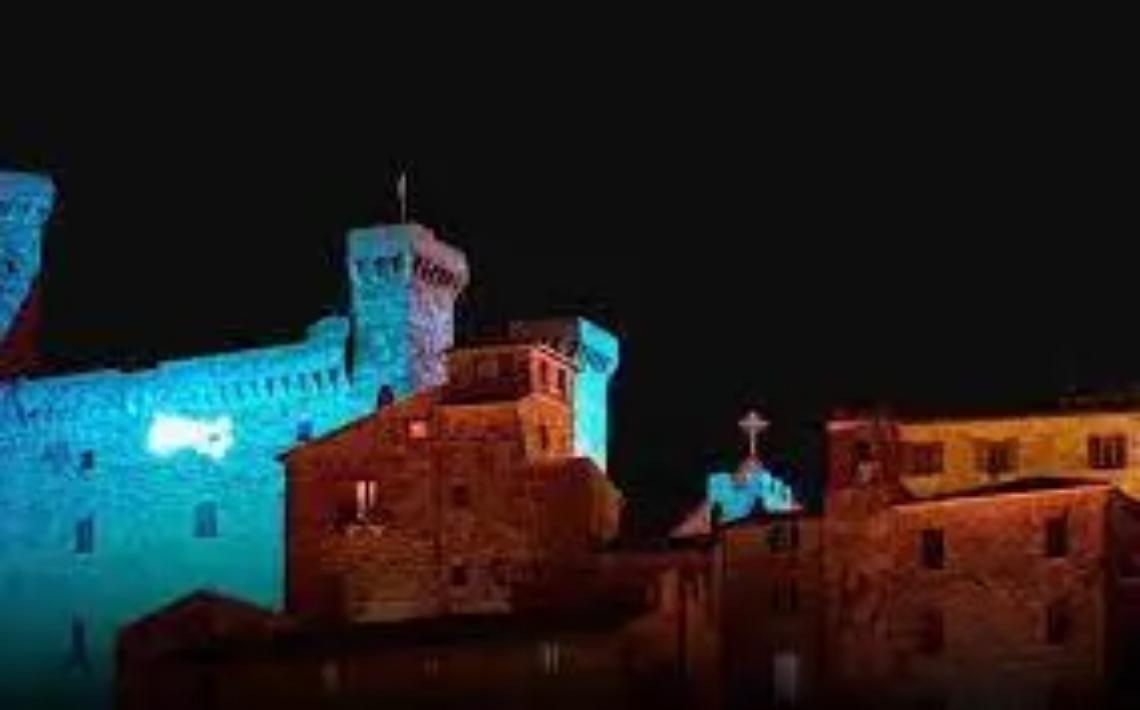 Apre le porte la casa di Babbo Natale