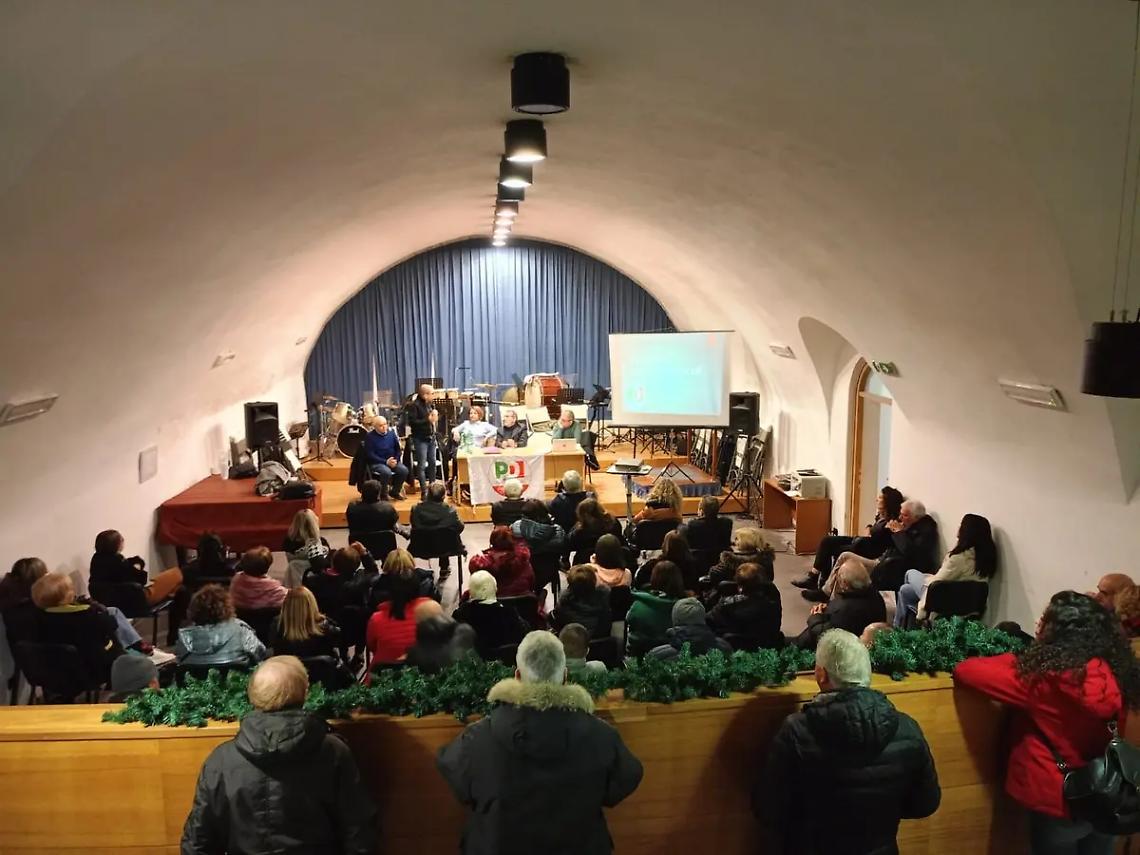 &laquo;La politica deve avere come priorit&agrave; il noi&raquo;