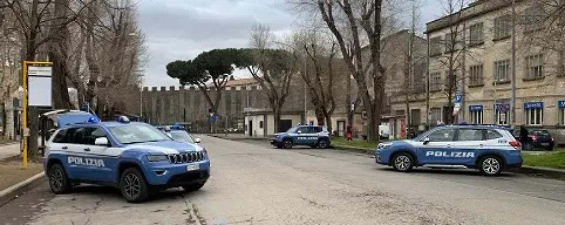 Viterbo: rapina un anziano intento a caricare la spesa in auto, arrestato