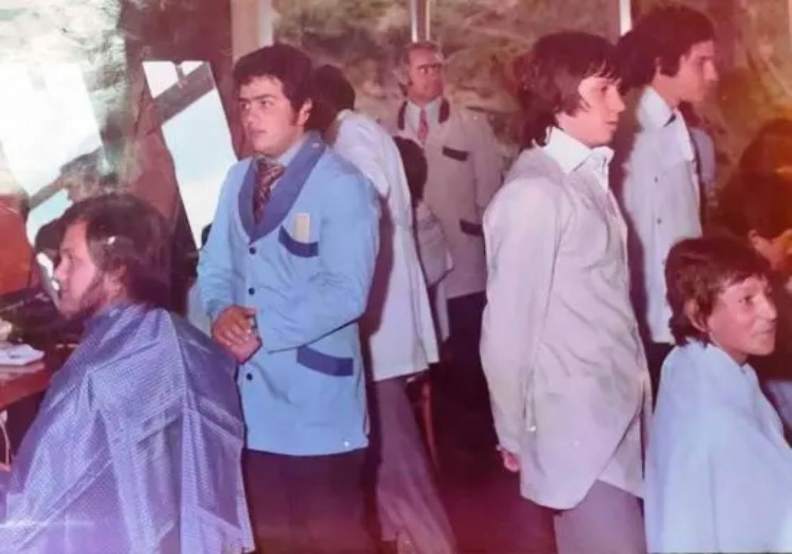 Roberto Montecolli, mezzo secolo di barba e capelli