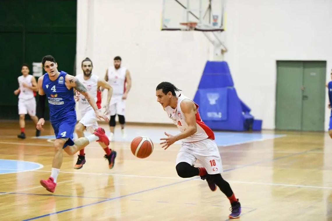 La Cestistica divorzia da Steven Perriere