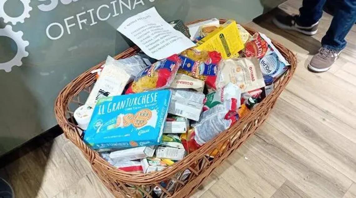 Farmacia Salvo D&rsquo;Acquisto: maxi-raccolta per le famiglie ucraine