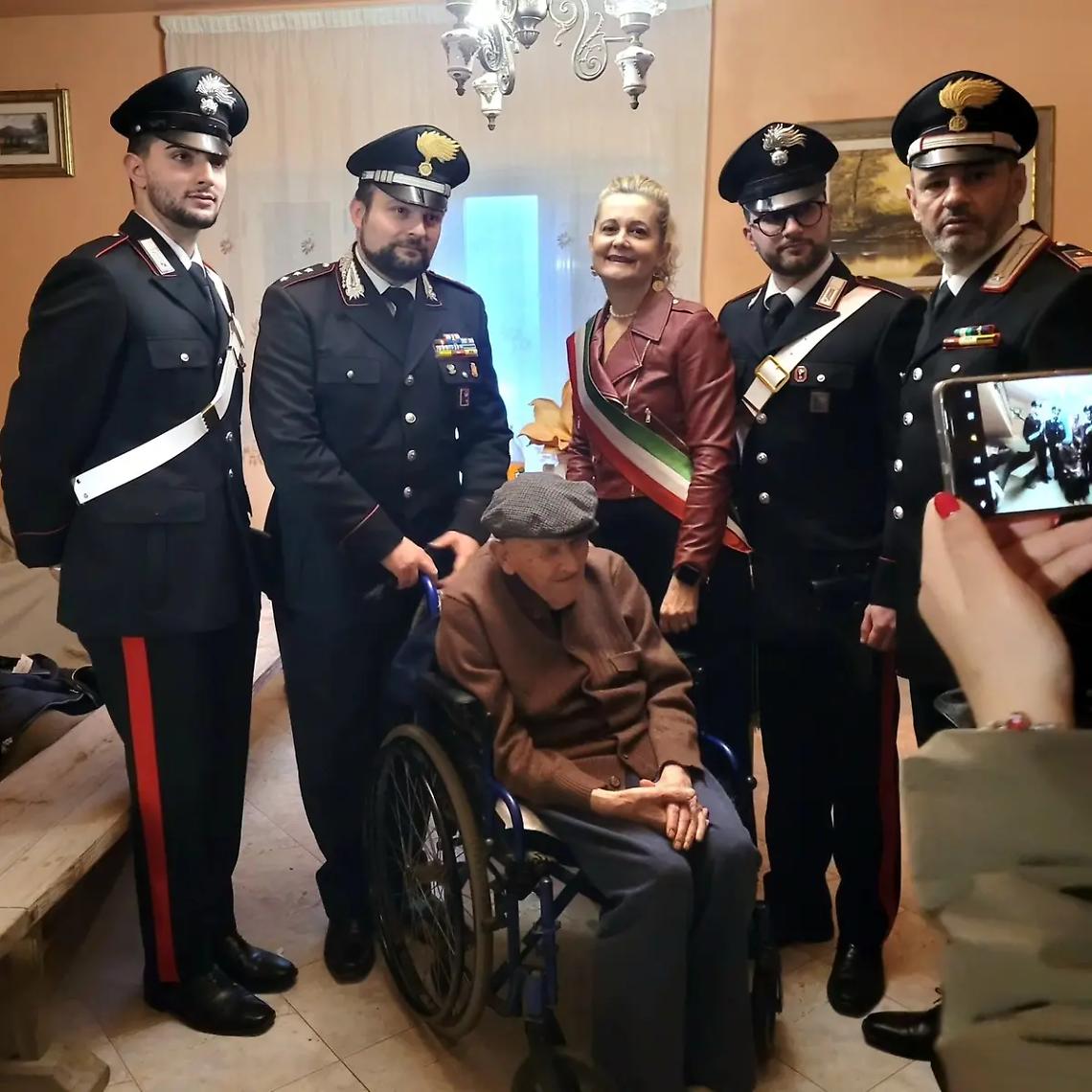 Una vita nell&rsquo;Arma: Francesco Frau compie 101 anni