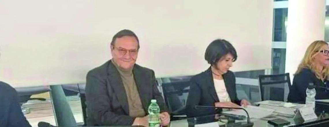 In aula consiliare un convegno sullo sviluppo delle piccole e medie imprese: dalla Regione pioggia di fondi