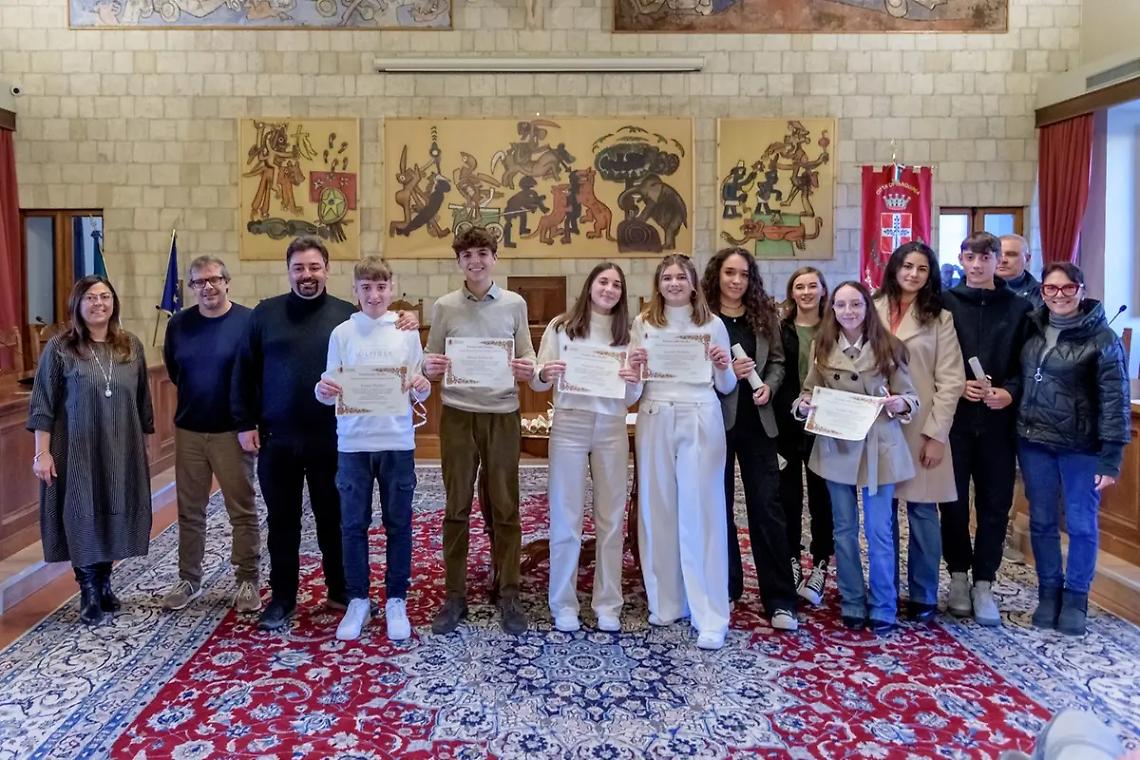 Scuola Tarquinia, consegnati i premi agli studenti pi&ugrave; meritevoli