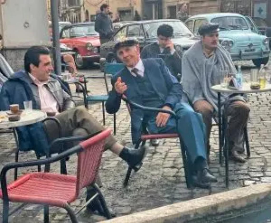 &ldquo;Il mostro&rdquo;, riprese sospese