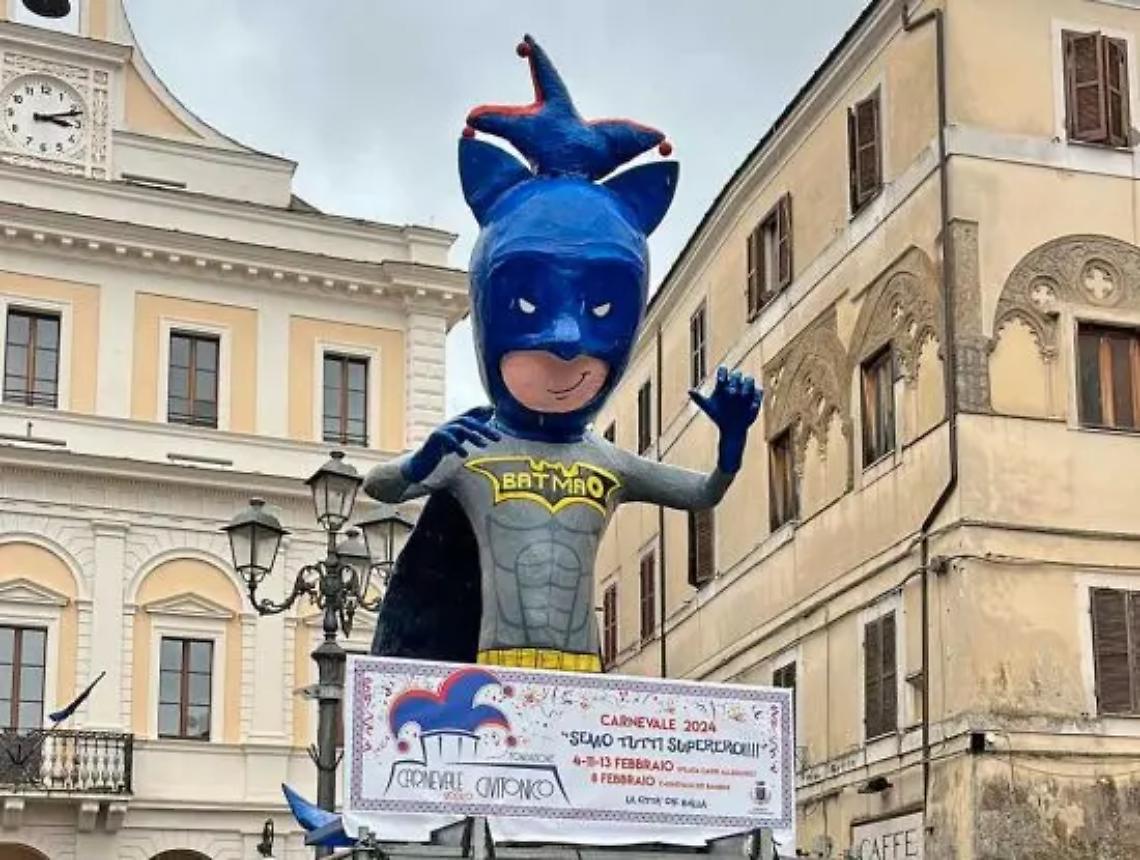 Batmao inaugura il Carnevale