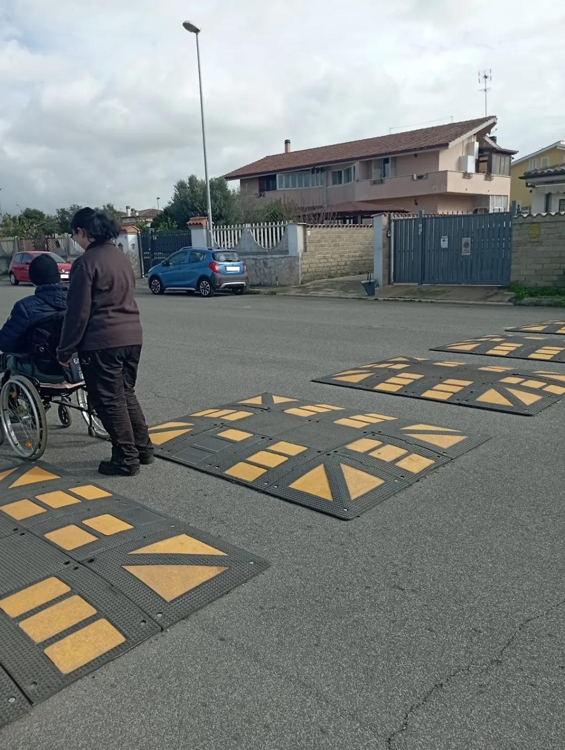 &laquo;Per i disabili un percorso ad ostacoli&raquo; &ndash; GALLERY