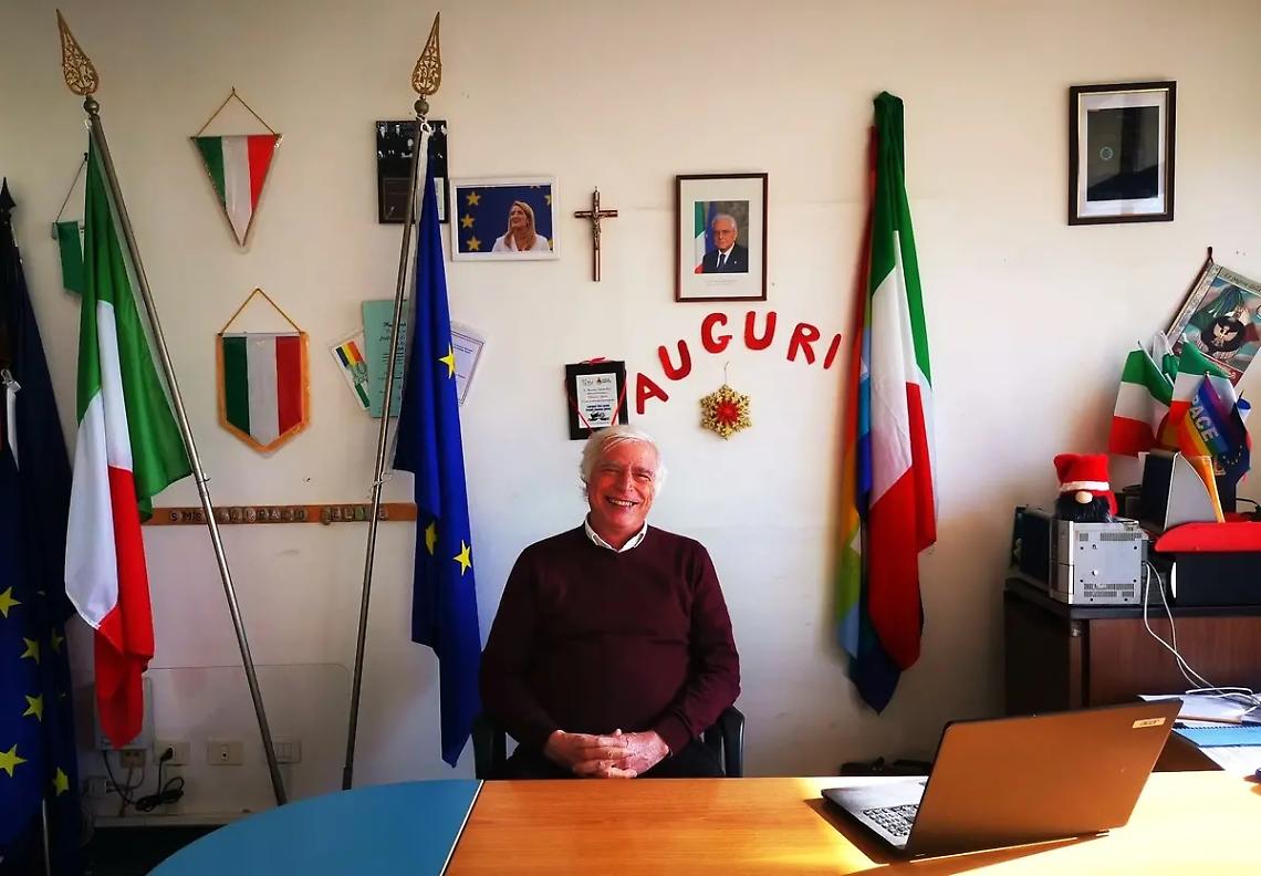 Una raccolta firme per rinviare il pensionamento di Agresti &ndash; L&rsquo;INTERVENTO