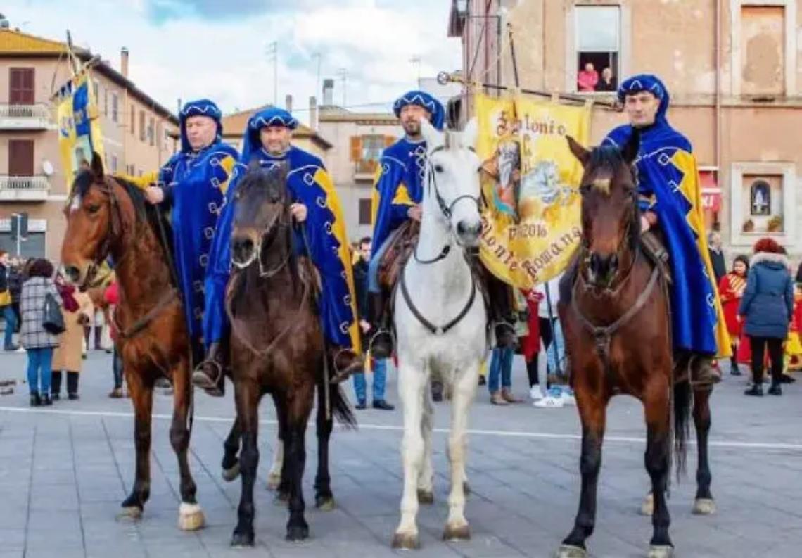 E&rsquo; tutto pronto per la rievocazione storica del corteo delle contrade
