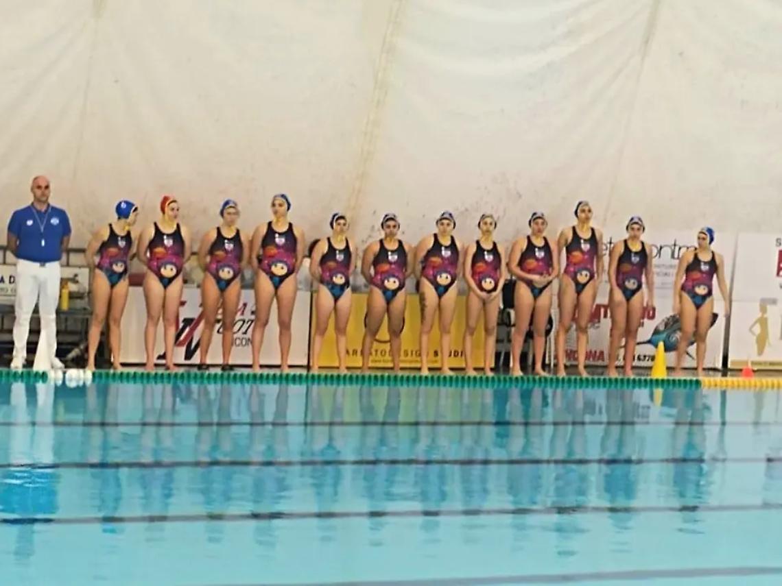 La Nautilus s&rsquo;arrende alla Vela Nuoto Ancona