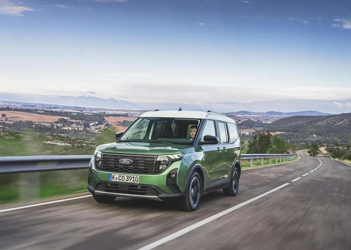Ford presenta il nuovo Tourneo Courier