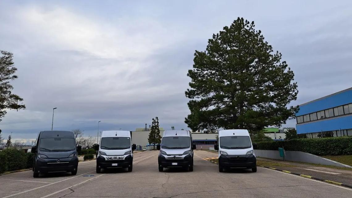 Stellantis, Tavares ad Atessa conferma l&rsquo;impegno del gruppo sugli LCV