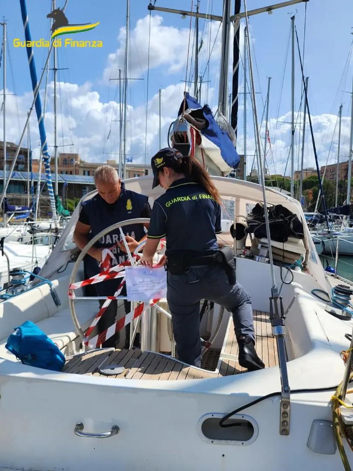 Scoperte 32 barche battenti bandiere estere non dichiarate al Fisco