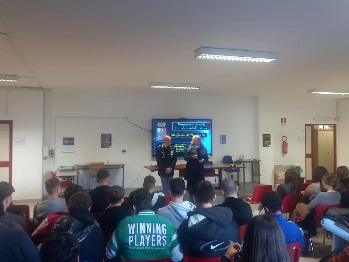 Educazione alla legalit&agrave; per gli studenti del Di Vittorio