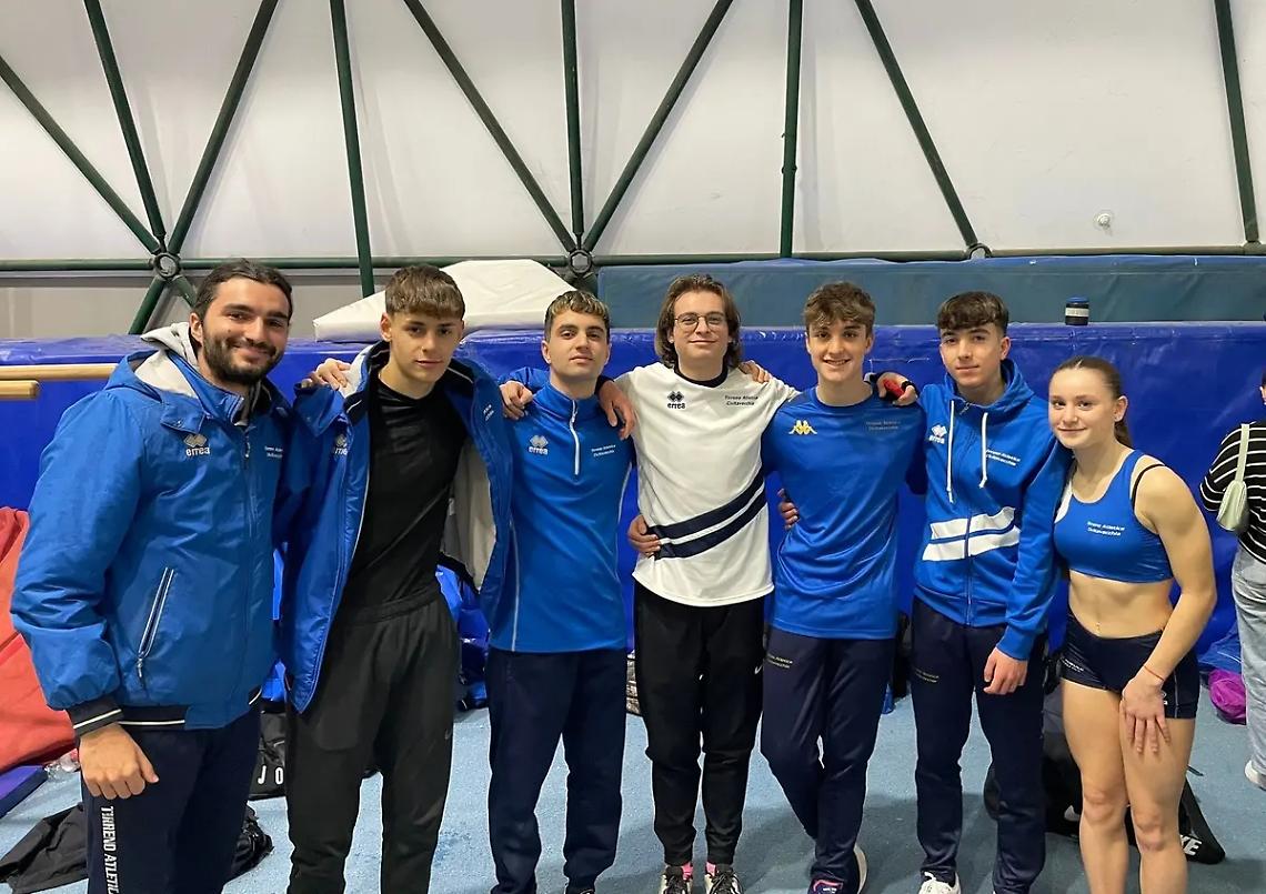 La Tirreno conquista un oro e due argenti al campionato regionale Assoluto Indoor