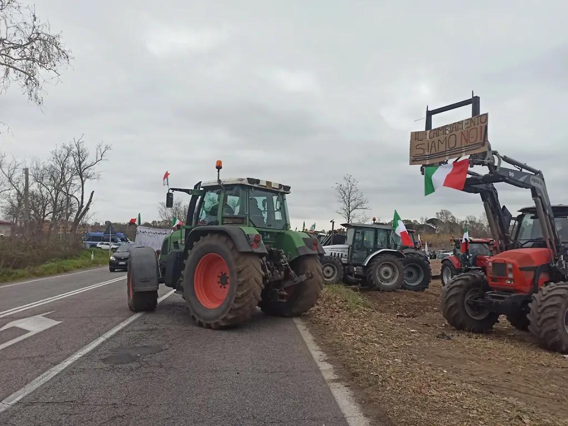 Protesta trattori, oggi previsto un nuovo corteo