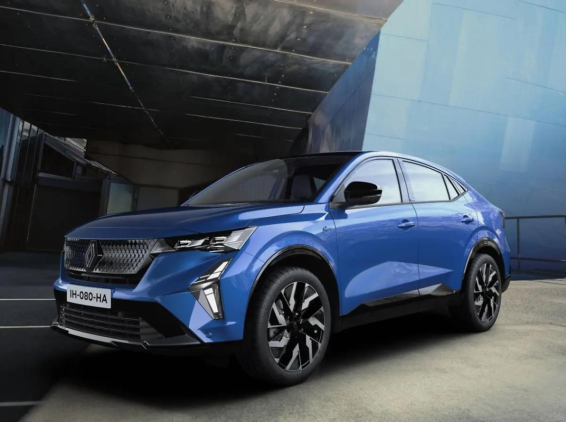 Design, tecnologia e piacere di guida nella nuova Renault Rafale