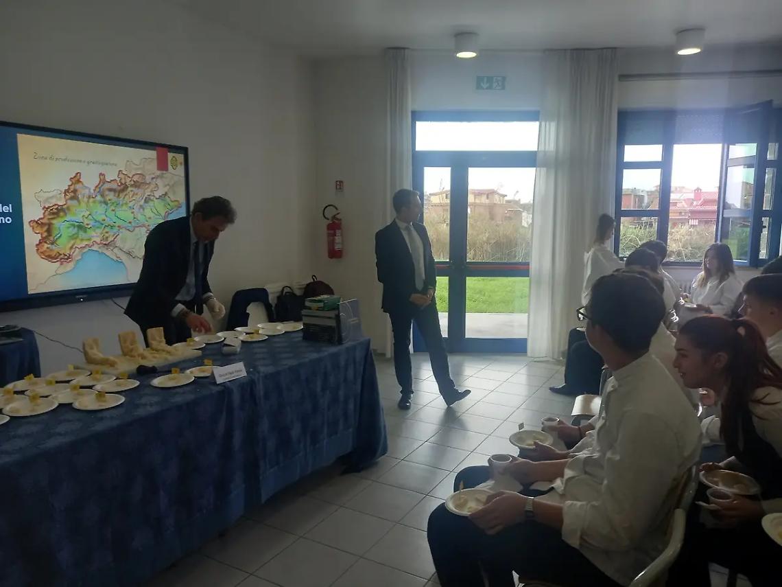 All&rsquo;alberghiero la storia del Grana Padano e l&rsquo;arte della degustazione