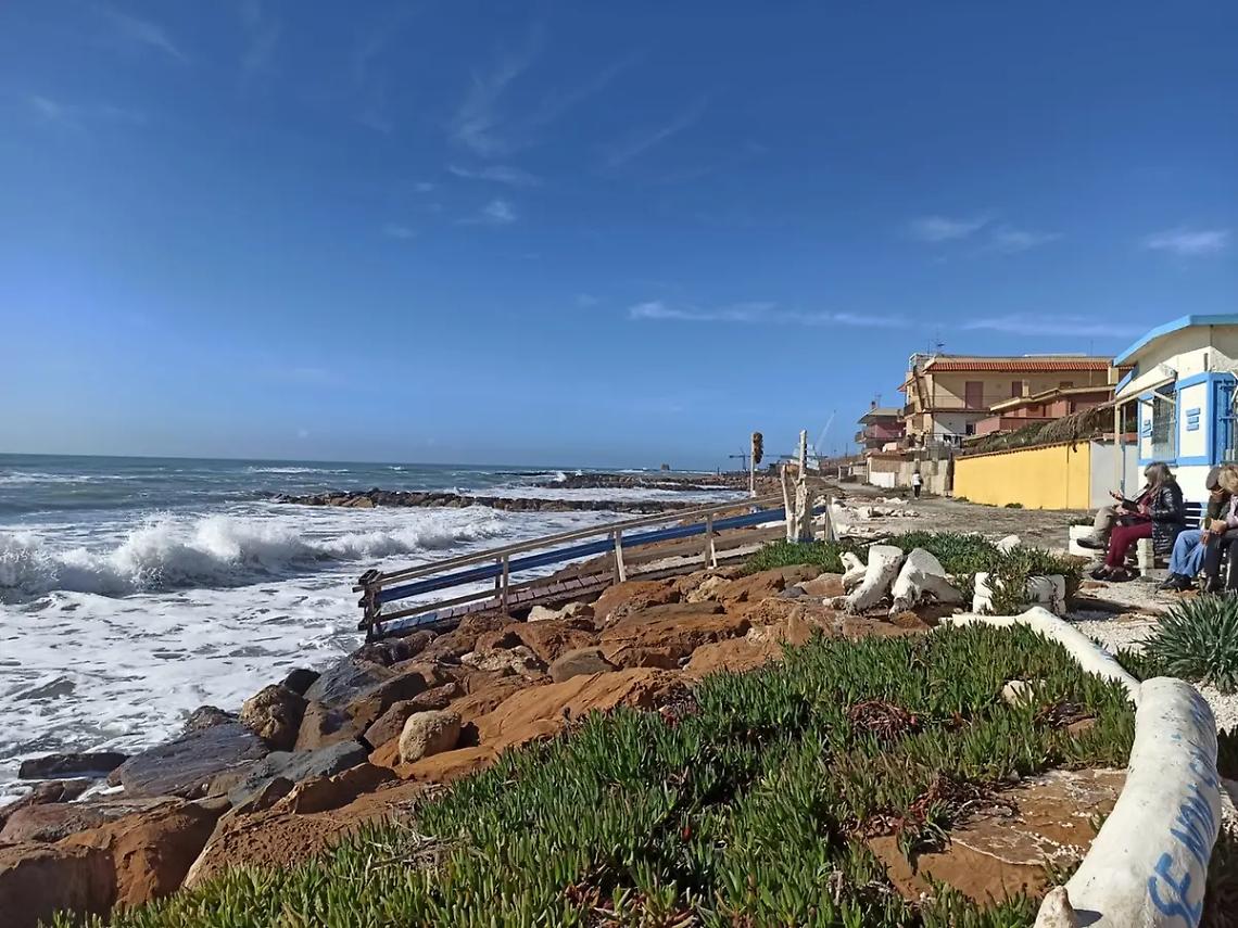 Erosione, niente scogliere prima dell&rsquo;estate