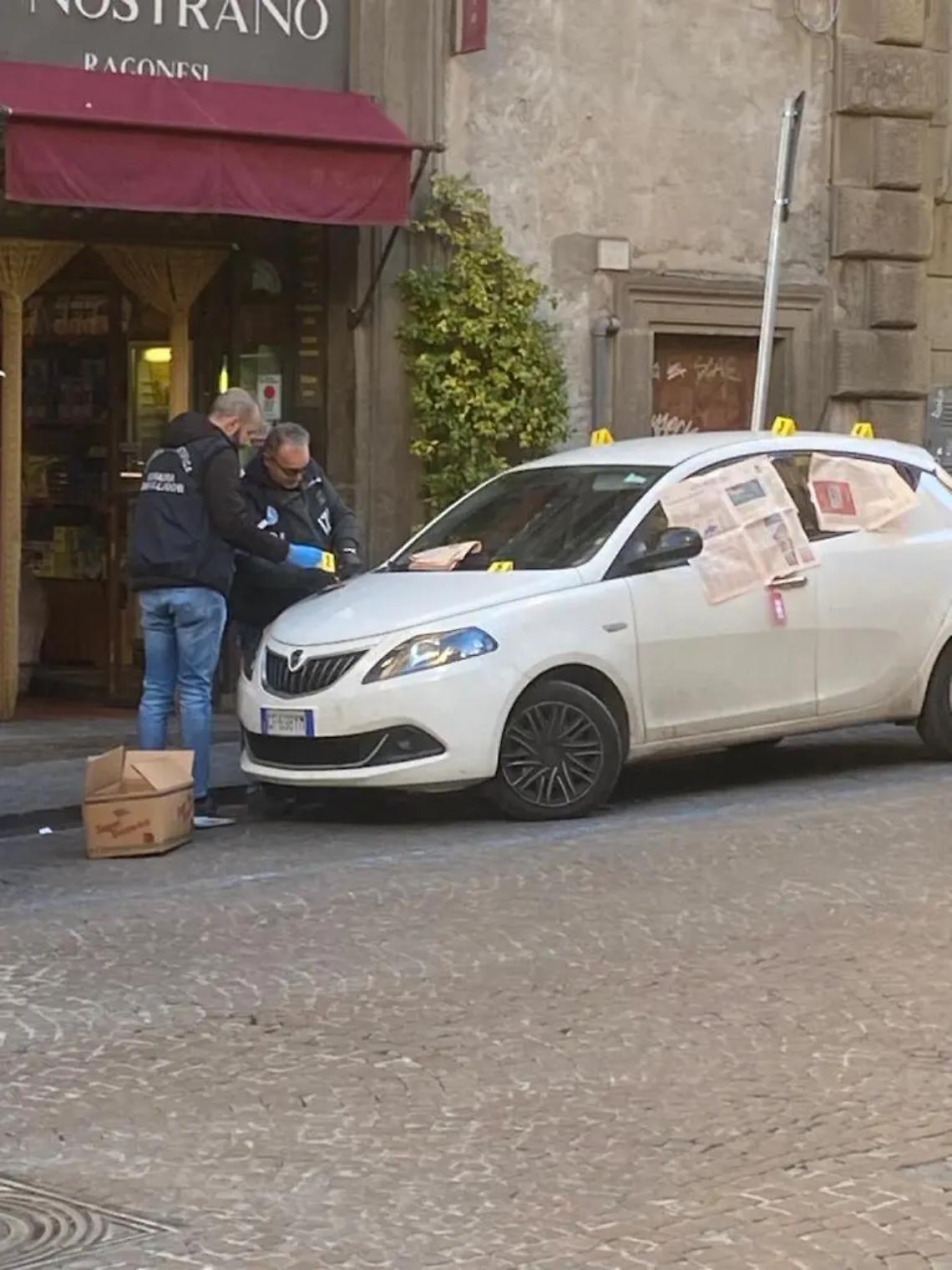 &laquo;Nessun atto vandalico sull&rsquo;auto della sindaca, era una performance artistica&raquo;
