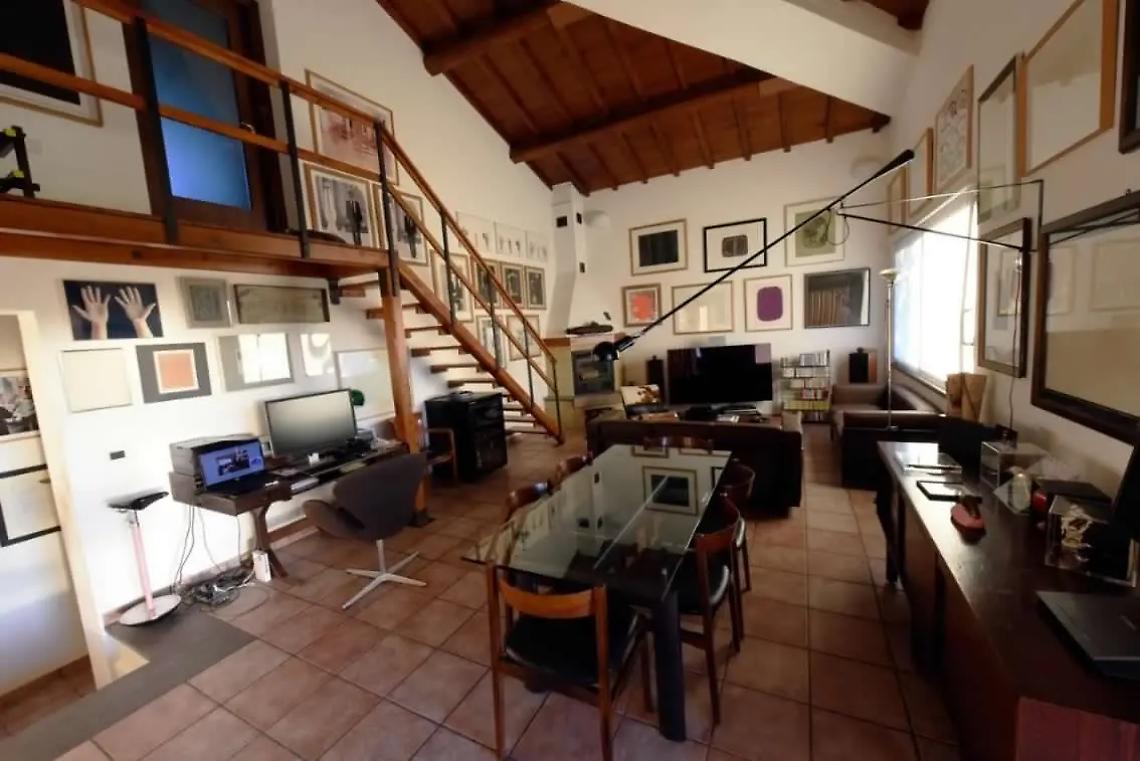 La Collezione Peruzzi, la pi&ugrave; importante raccolta di opere seriali, &egrave; stata inserita dal Ministero della Cultura nella lista dei &ldquo;Luoghi del contemporaneo&rdquo;