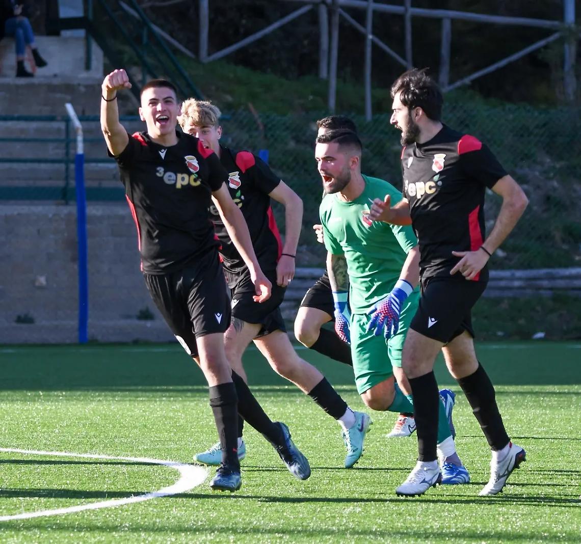 Allo &ldquo;Scoponi&rdquo; sei gol ed emozioni: il Tolfa fa 3-3 con il Palocco