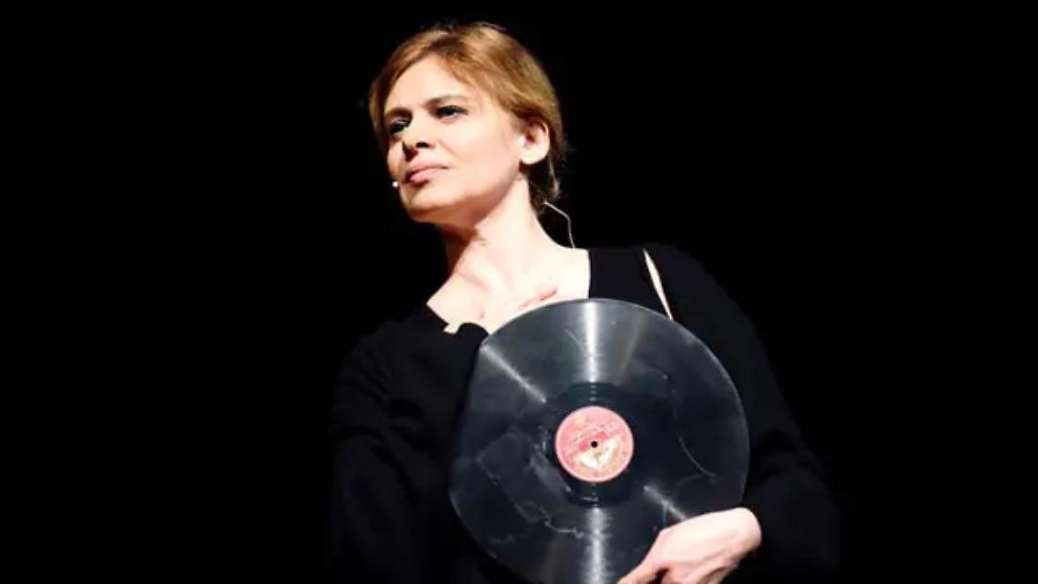 &ldquo;Non fui gentile, fui Gentileschi. Quanto &egrave; difficile vivere in un mondo di uomini&rdquo;: Debora Caprioglio al teatro Boni