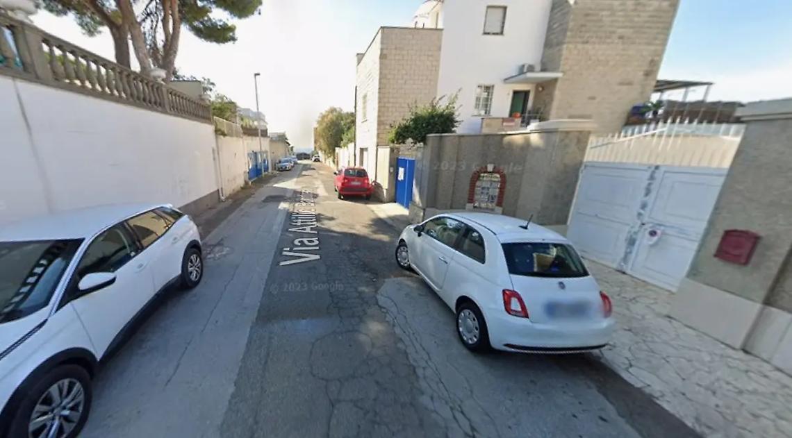 Raffica di furti in via Attilio Bandiera