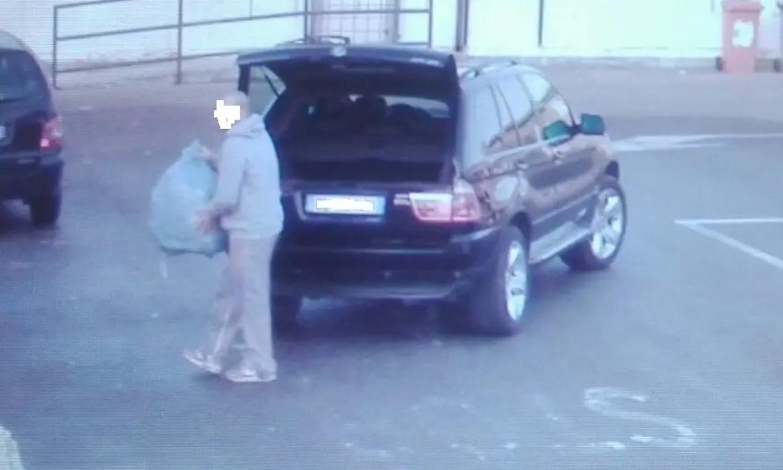 Lotta al decoro: &egrave; strage di multe con le fototrappole