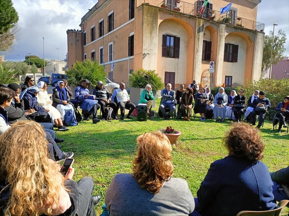 '&rsquo;Segni di speranza&rsquo;': studenti di 32 Paesi a Civitavecchia