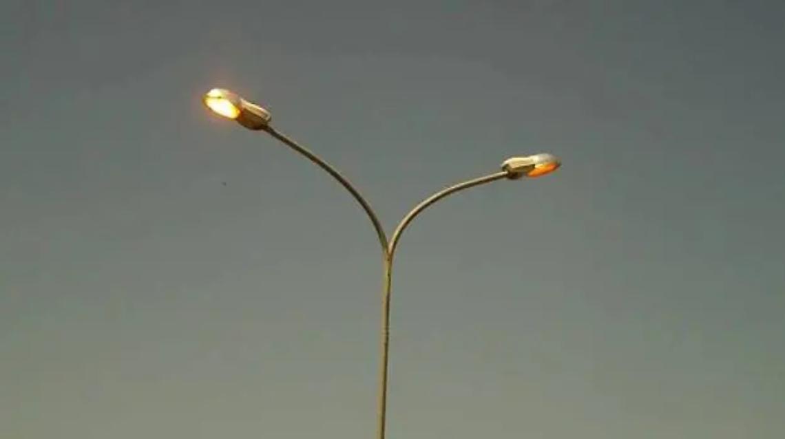 &laquo;Accendete le luci dei lampioni&raquo;