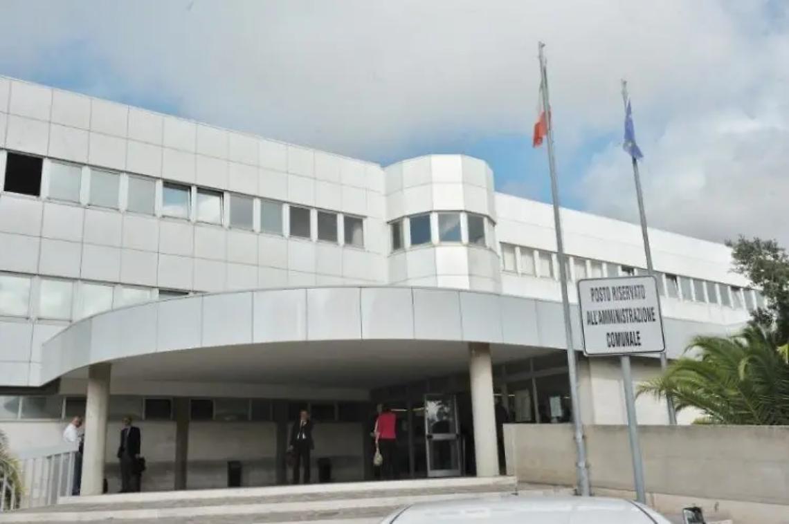 Rapina impropria da Acqua e sapone a Santa Marinella: romena condannata a tre anni e quattro mesi