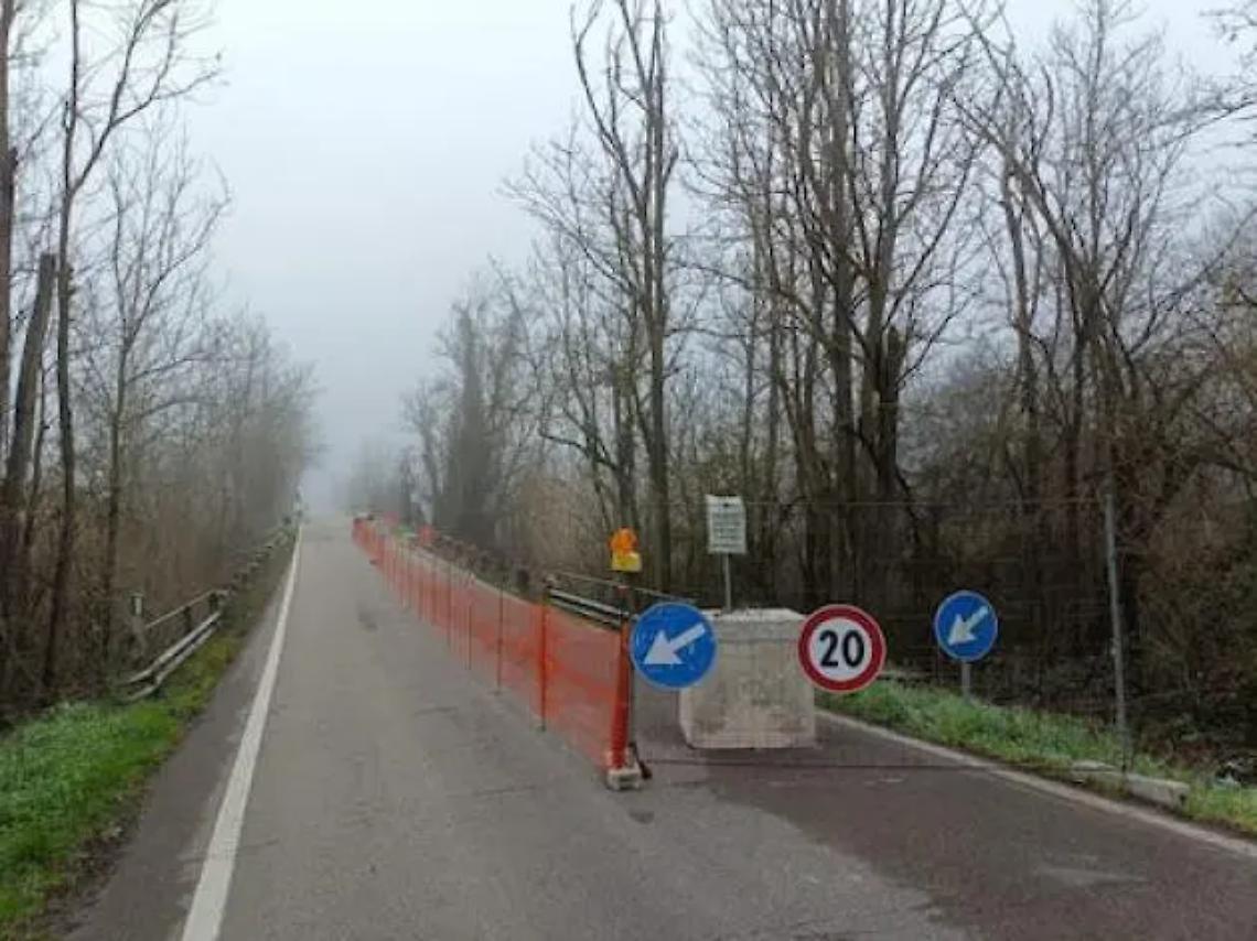 Sp Grottana, al via l&rsquo;installazione di barriere metalliche a bordo del ponte