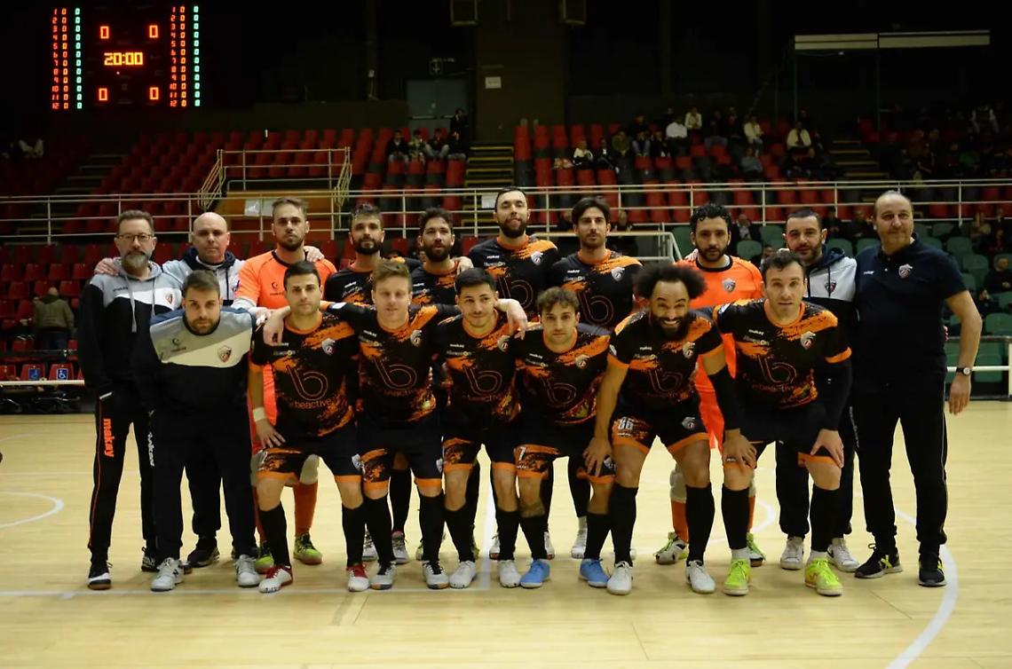 Active Network in campo alle 15.30 contro il Cosenza: in palio il match point salvezza e le ultime speranze per i playoff