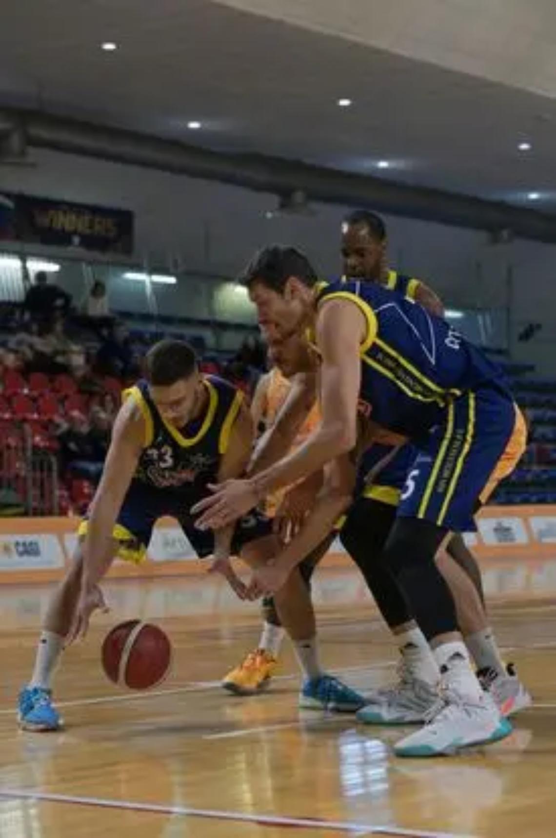 Stella Azzurra Viterbo alla riscossa: oggi alle 18 al PalaMal&egrave; c&rsquo;&egrave; il Teramo da battere