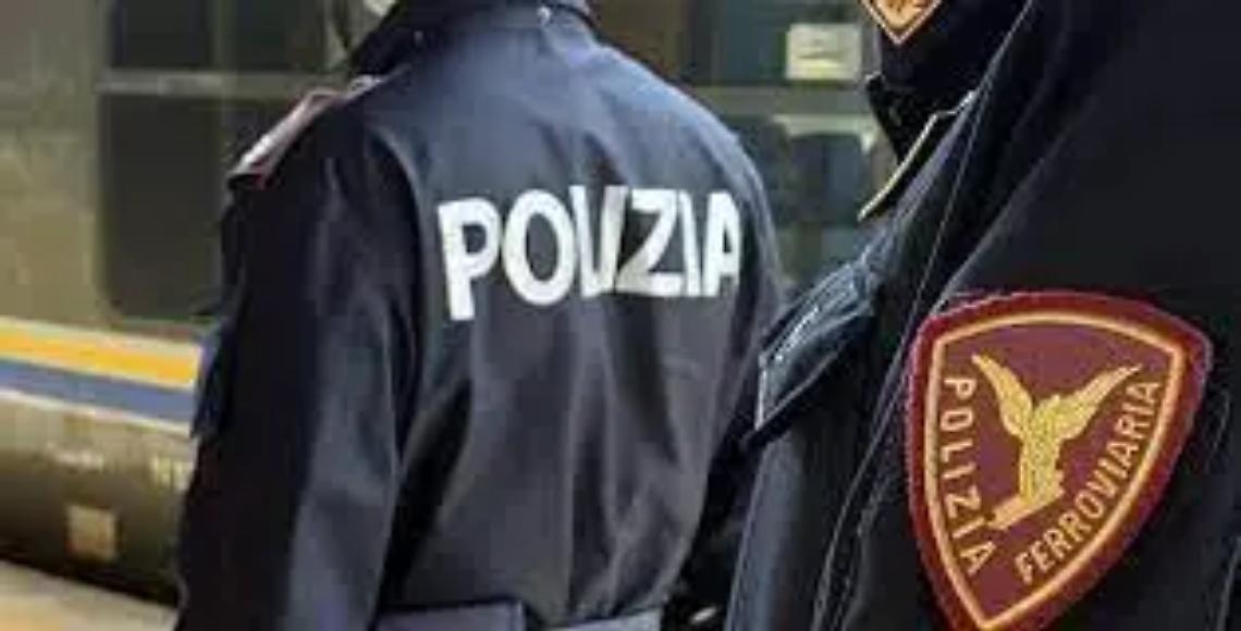 Passeggero trovato senza biglietto si scaglia contro la Polfer