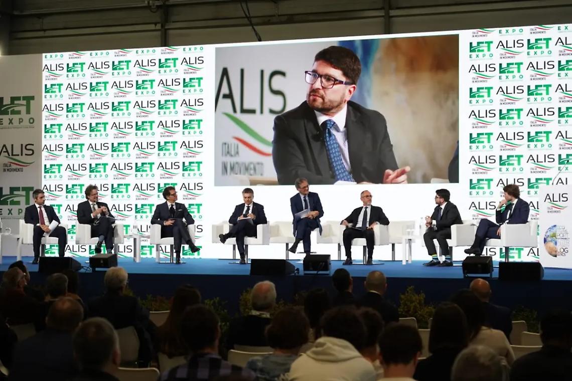 Le potenzialit&agrave; della Civitavecchia-Barcellona per il binomio Grimaldi-Amazon