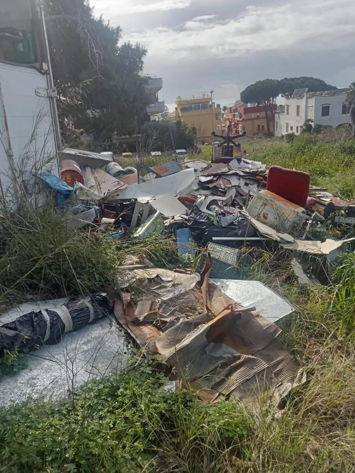 Discariche abusive nell&rsquo;area del Cantinone: ritrovato anche materiale inquinante