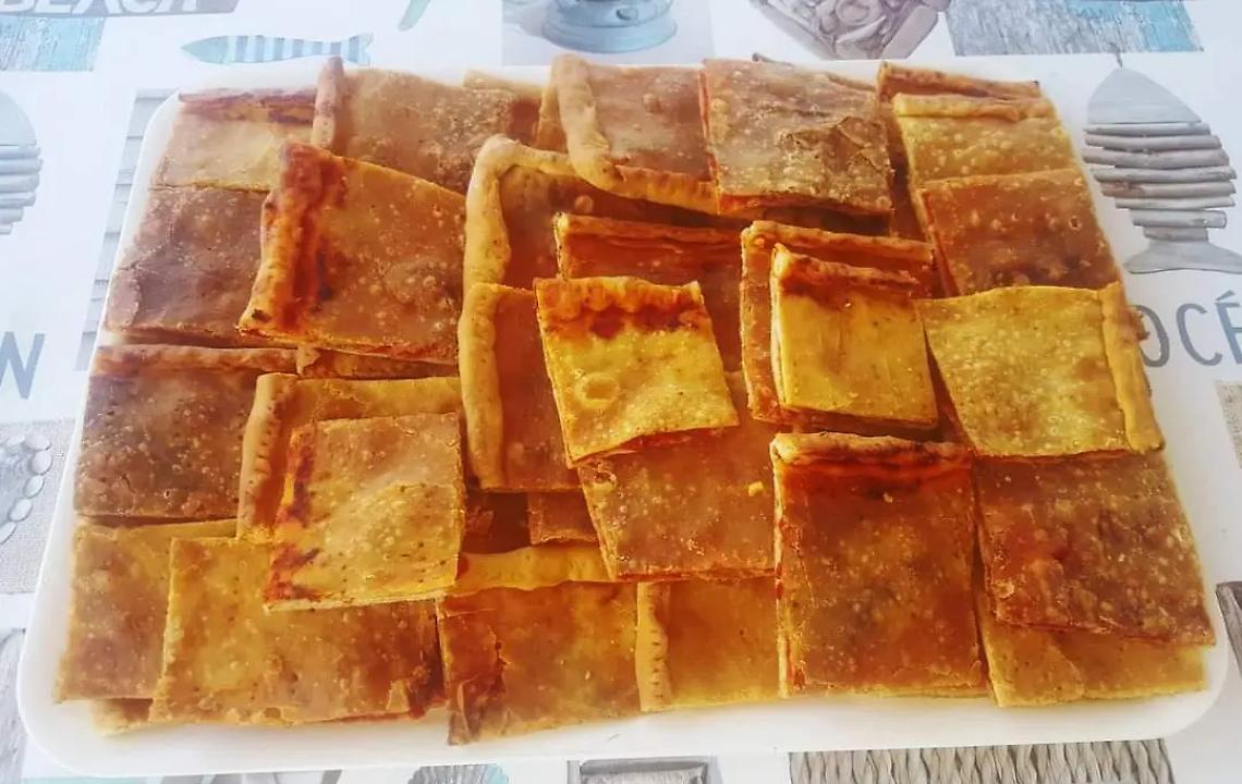 La pizza coperta civitavecchiese: una preziosa tradizione e un&rsquo;assoluta bont&agrave;