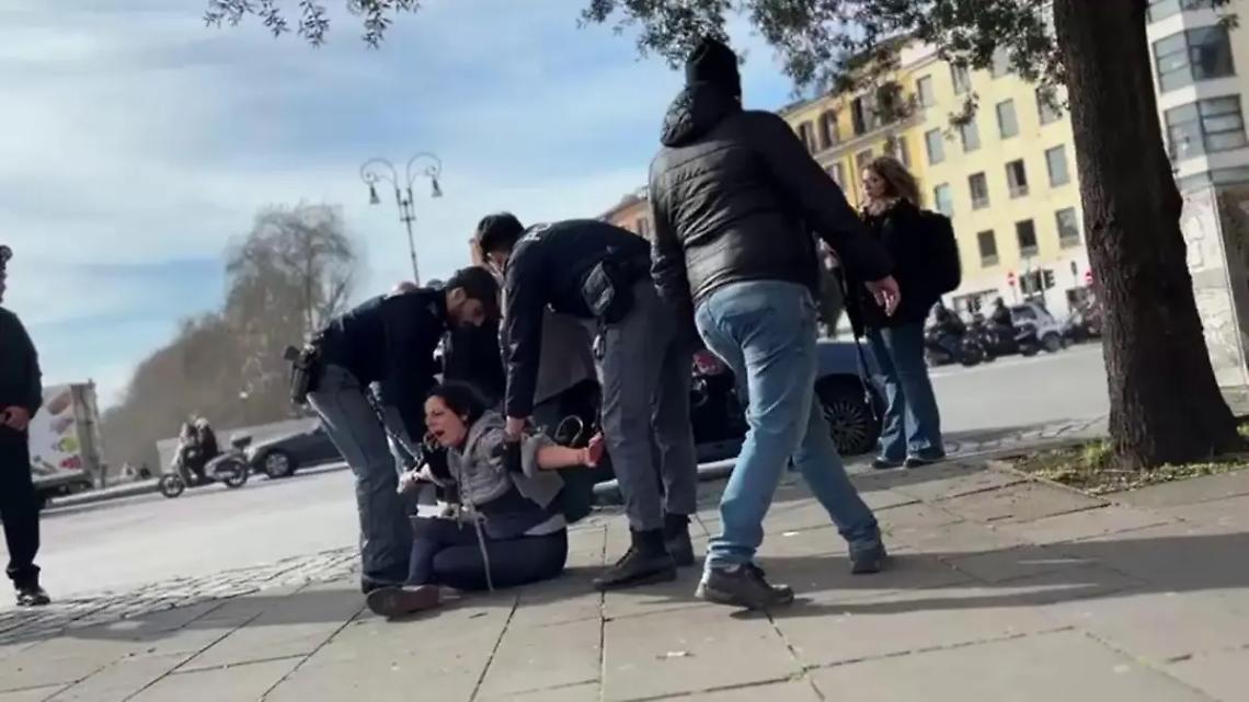 Schiamazzi e atti vandalici: &egrave; protesta