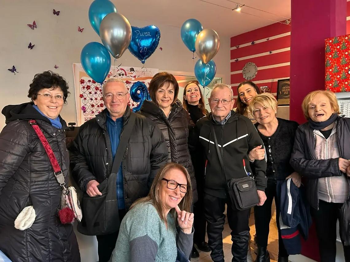 A 90 anni si allena e cammina 12 chilometri al giorno