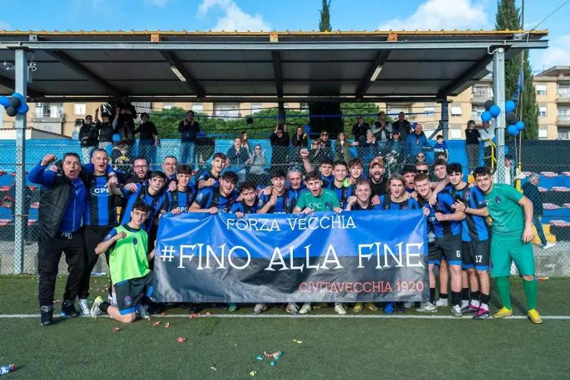 L&rsquo;Under 19 Elite del Civitavecchia fa la storia: i nerazzurri di Rocchetti volano ai playoff