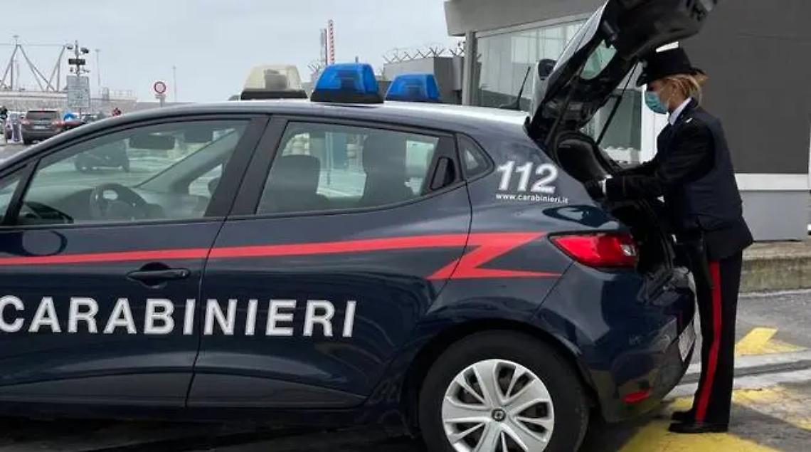 Tenta la fuga a Malaga per evitare l&rsquo;arresto: beccato all&rsquo;aeroporto