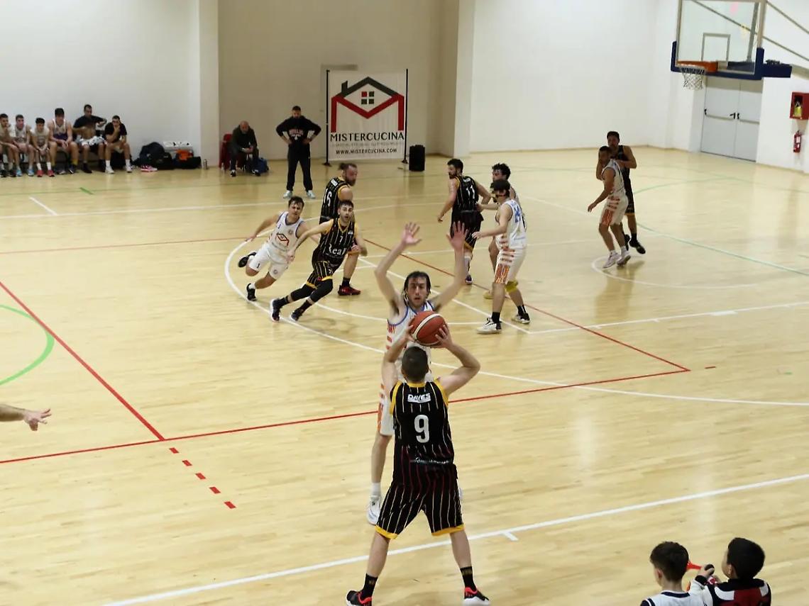 Dinamo Ladispoli sconfitta 78-76 dal Veroli