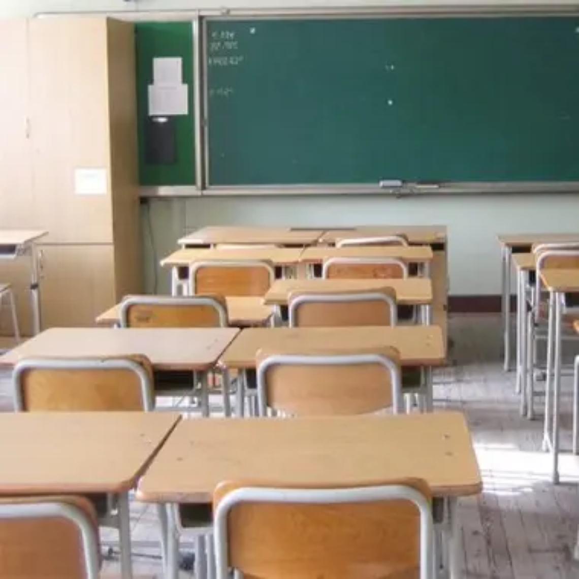 Alunno a casa per &laquo;iperattivit&agrave;&raquo;: reintegrato il preside sospeso