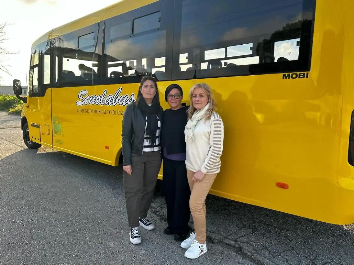 Quattro nuovi scuolabus per gli studenti di Montalto